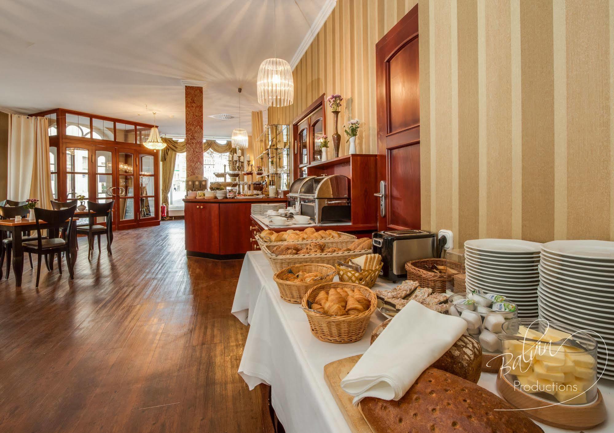 Akzent Hotel Am Goldenen Strauss Gorlitz Exterior photo